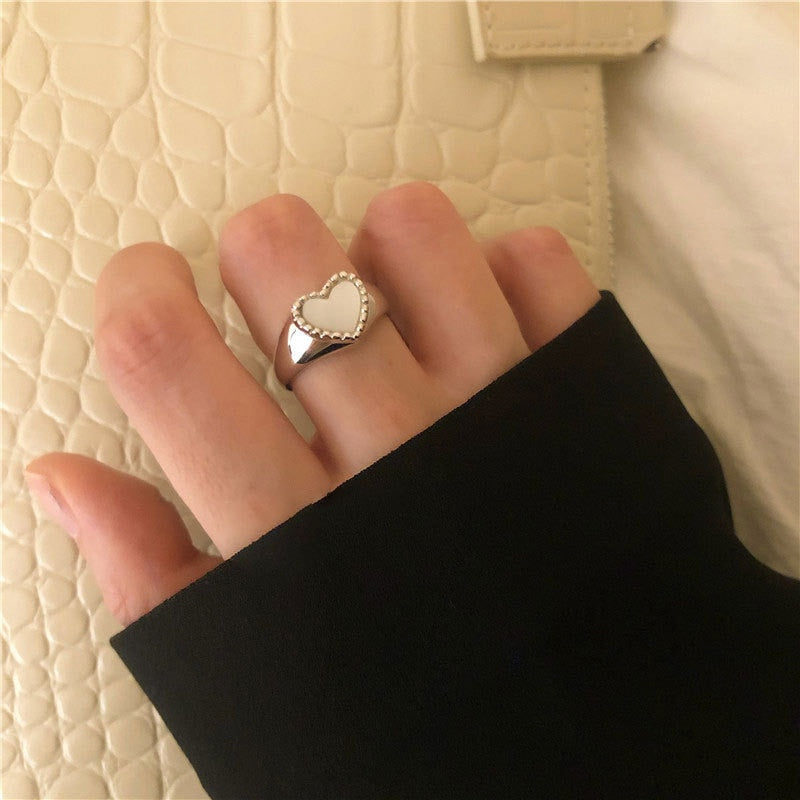 925 Sterling Silver Heart Shell Ring